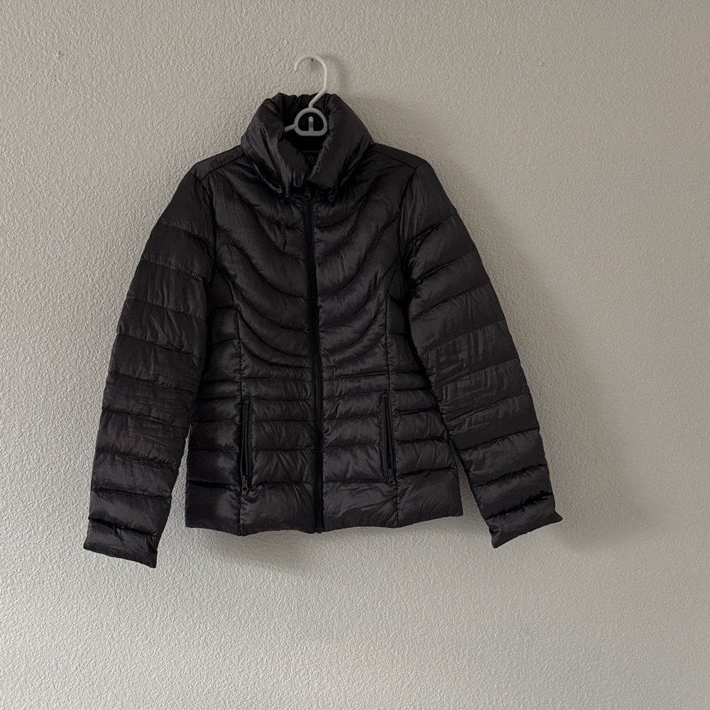 Women's Black Quilted Packable Puffer Jacket